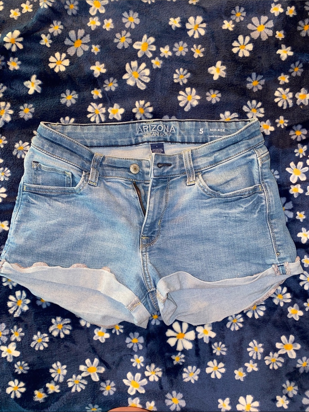 🍋Arizona Jean shorts size 5
